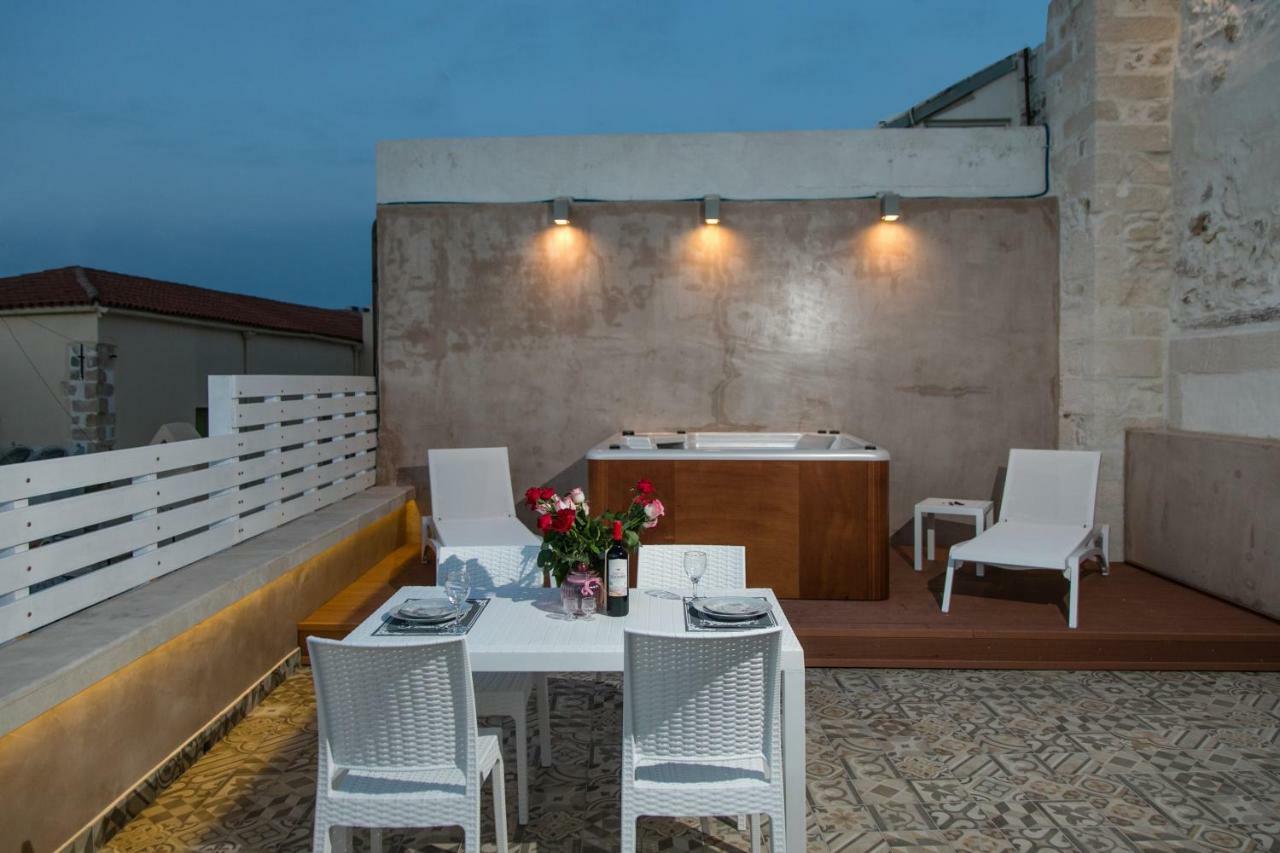 Jacuzzi Suite In The Heart Of Oldtown Rethymno Eksteriør bilde